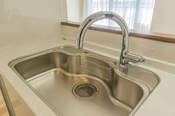 新多摩川ハイム１号棟のキッチン