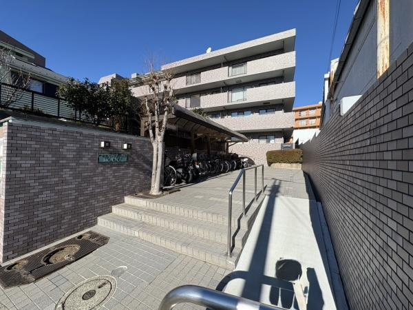 戸塚西パークホームズ四番館のその他共用部分|駐輪場・バイク置き場