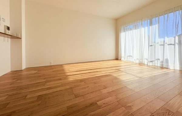 戸塚西パークホームズ四番館の居間・リビング