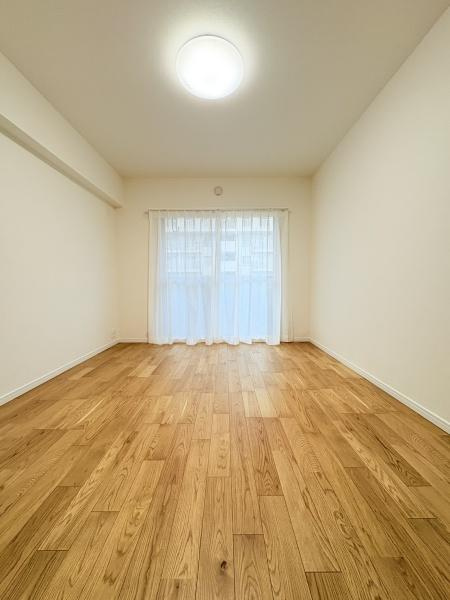 いずみプラザ保土ヶ谷１号棟の洋室