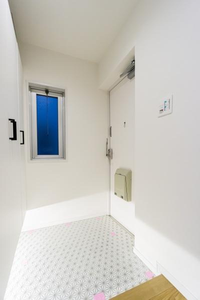 いずみプラザ保土ヶ谷１号棟の玄関