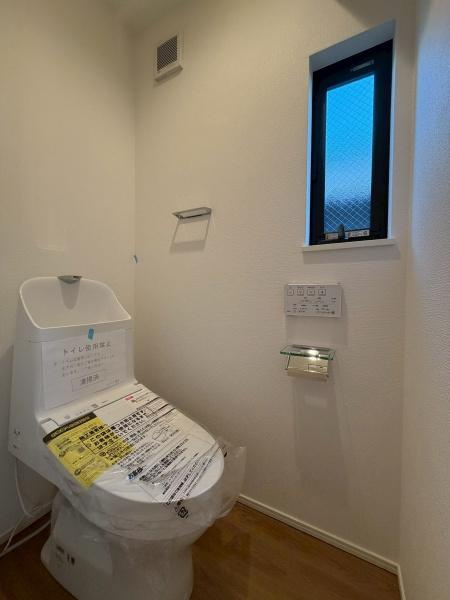 横浜市南区大岡１丁目の新築一戸建のトイレ|トイレはもちろん１階と２階にあります！