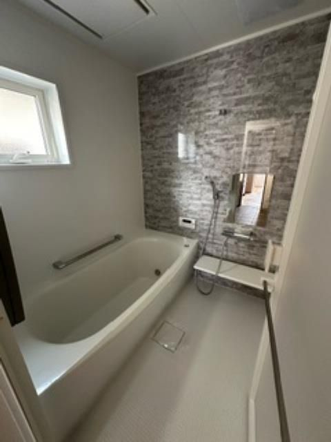 長尾台２丁目戸建の浴室