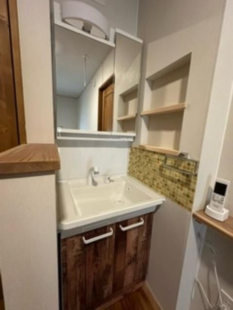 長尾台２丁目戸建の洗面所