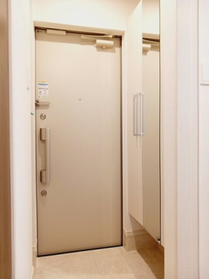 【玄関】 | ヒカルサ北坂戸