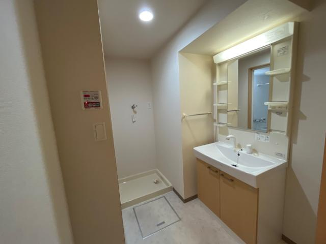 メゾン・ド・ヴェルジュの洗面所|洗髪洗面化粧台