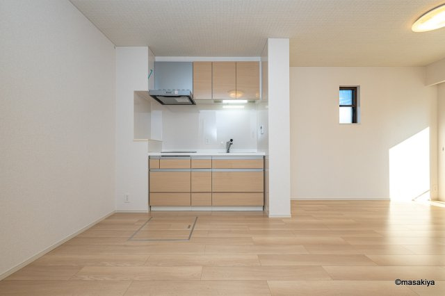 メゾン大西Ⅱの居間・リビング