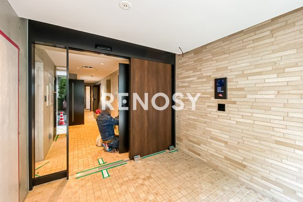 エヌフラット中目黒のエントランス