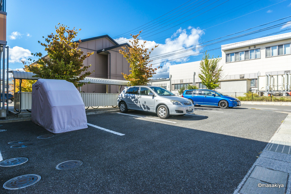 メゾン・ド・ボヌール　Bの駐車場|駐車場