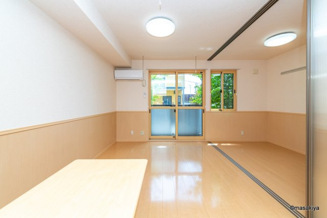 メゾン・ド・ボヌール　Bの居間・リビング|リビング