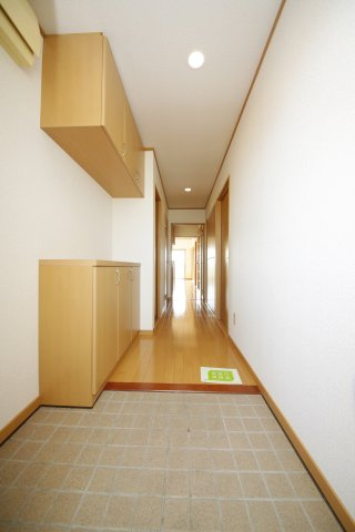 パル住吉の玄関|別部屋同間取りのお写真となります。参考にご覧くださいませ。