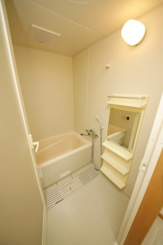 パル住吉の浴室|別部屋同間取りのお写真となります。参考にご覧くださいませ。