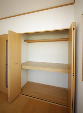 パル住吉の収納|別部屋同間取りのお写真となります。参考にご覧くださいませ。