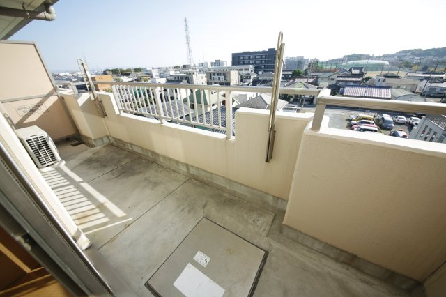 パル住吉のバルコニー