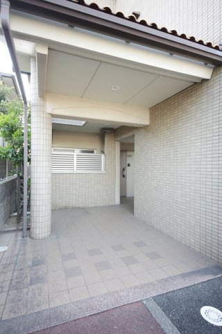 パル住吉のエントランス