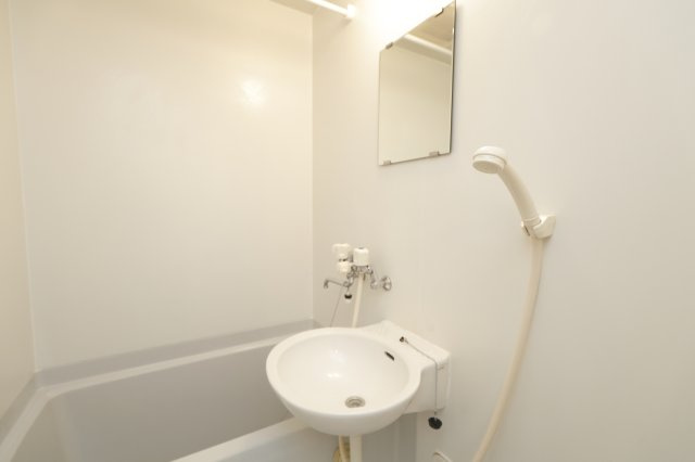 リリックコート平和橋の外観