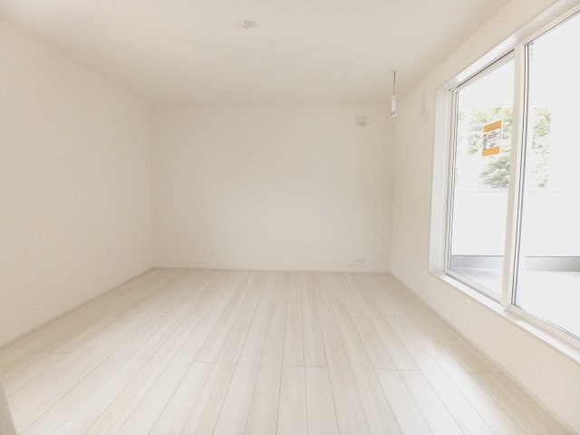 いわき市好間町中好間第2　新築戸建　２号棟の洋室|同施工　◆ユニットバスの写真です◆　毎日の疲れを癒す広々とした浴室は、足を伸ばしてゆっくりとくつろげます♪　音楽を聴いたり、自分だけの特別な時間に・・・♪半身浴にピッタリですね♪