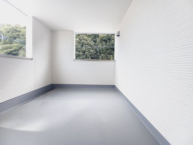 いわき市好間町中好間第2　新築戸建　２号棟のバルコニー|同施工◆バルコニーの写真です◆　お布団など大きいものも、充分に干せる広さがございます。人気のベランピングも楽しめる広さ！自宅のアウトドア空間でゆったり過ごせます。