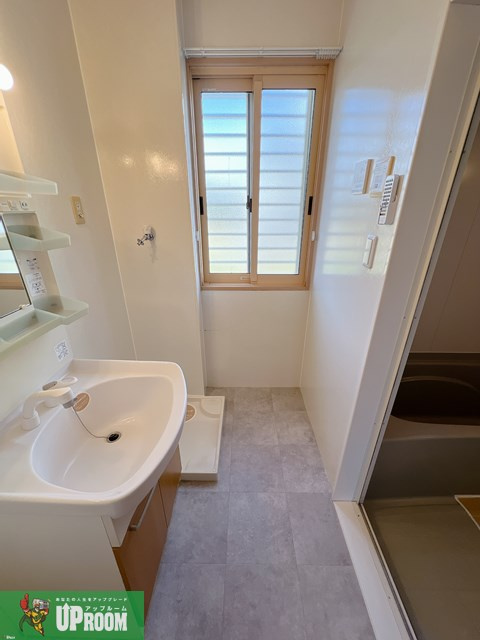 リビングタウン小牧原Bの洗面所