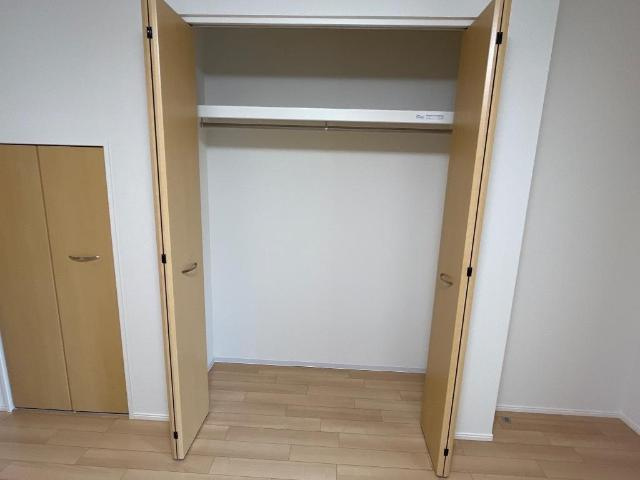 仮）豊山町豊場新栄34-1新築アパートの収納|クローゼット（イメージ）