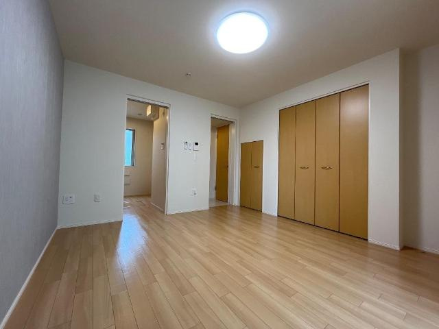 仮）豊山町豊場新栄34-1新築アパートの居間・リビング|洋室（イメージ）