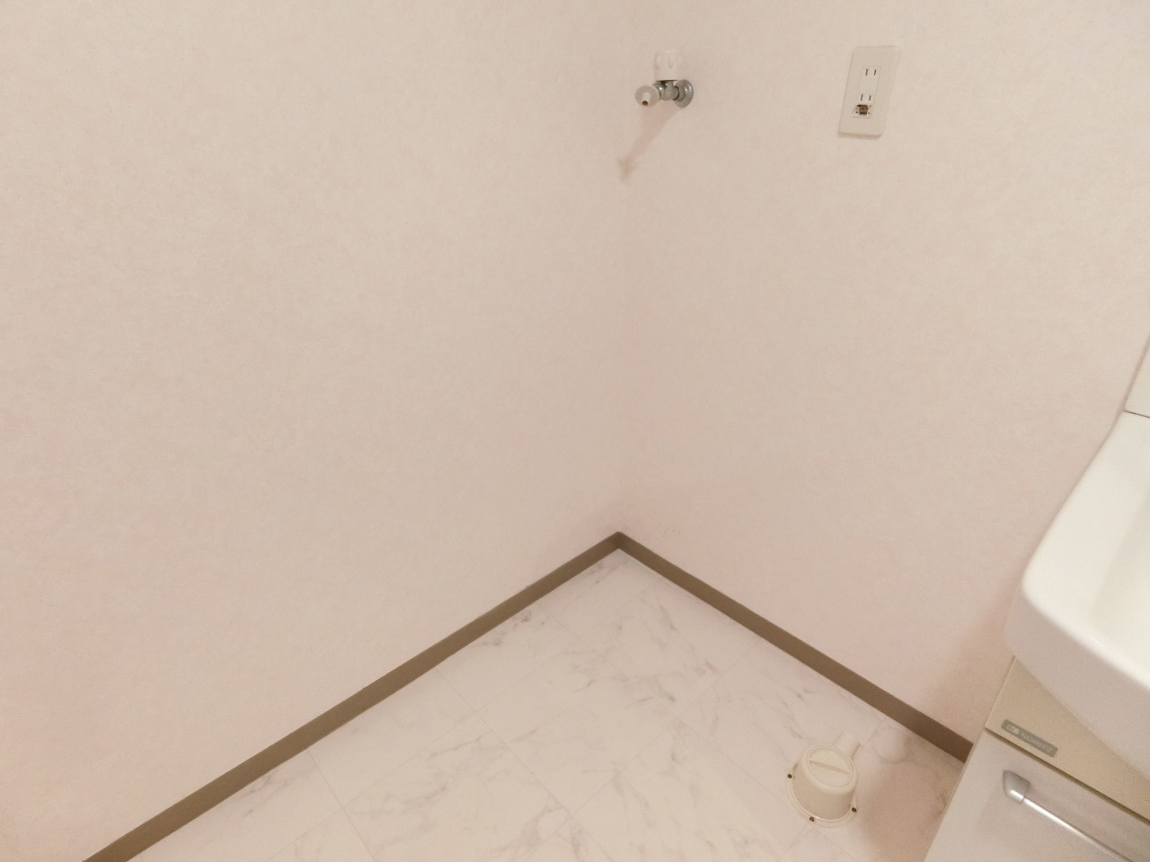 スカルRYUの設備|室内洗濯機置場があります