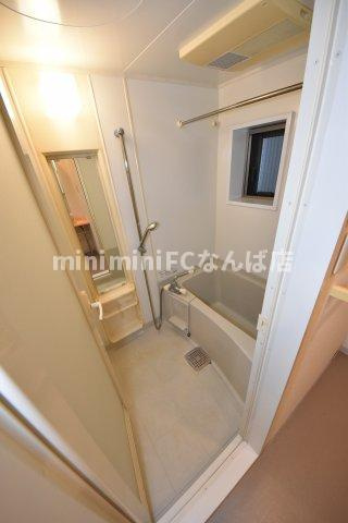 セイワパレス大手前西の浴室