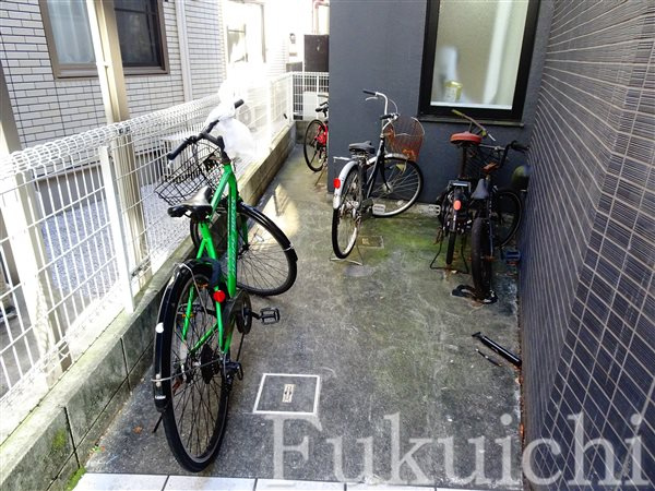 ブリステラス学芸大学前のその他