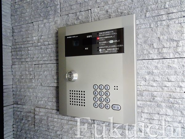 ブリステラス学芸大学前のセキュリティ