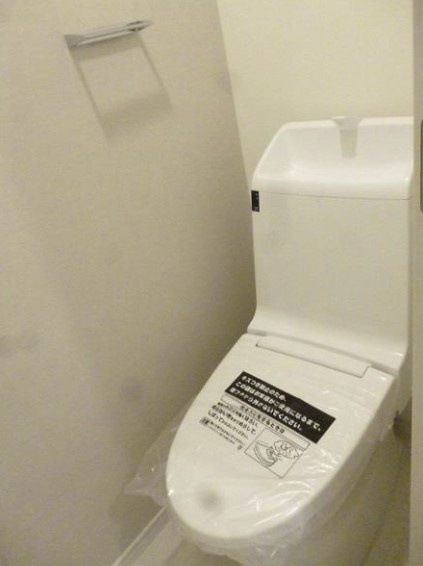 ブリステラス学芸大学前のトイレ
