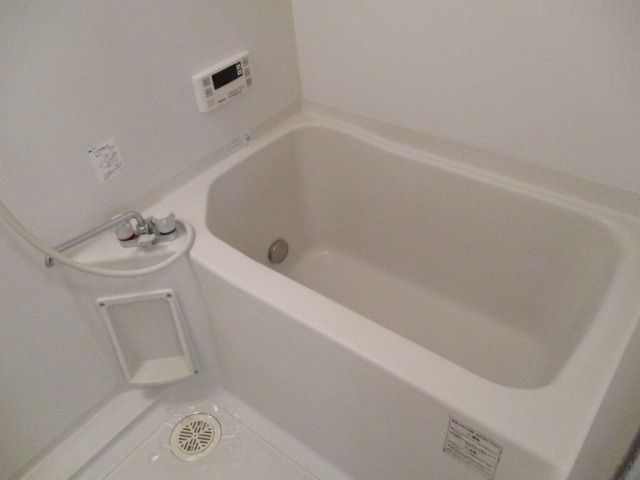 グリーンヒルズ津福の浴室