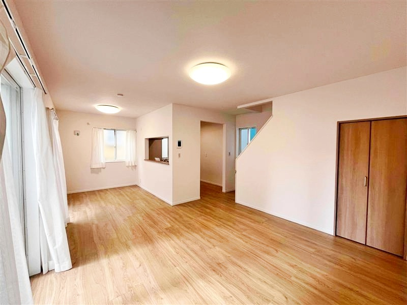 横浜市磯子区森二丁目戸建の外観