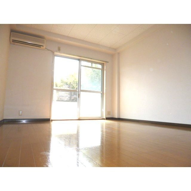 野中ハイツの居間・リビング