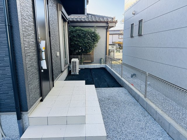 八王子市　大楽寺町　新築一戸建て　１期の庭|～ちょっとしたガーデニングなども楽しめるスペース付き～