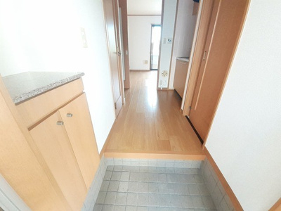 【玄関】 | アヴェニュー谷川 | きれいな玄関です