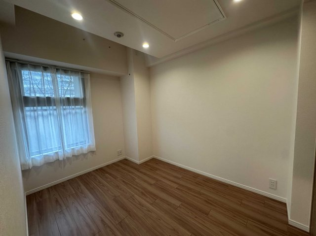 グランヴェルジェ西台の洋室