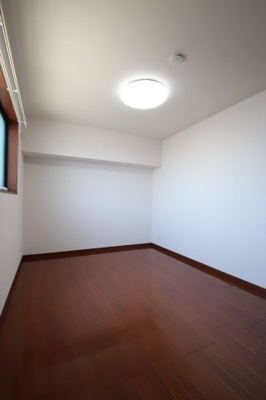 【寝室】 | メゾネットアーリア