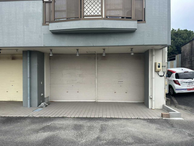 ハイライズ大清水の駐車場