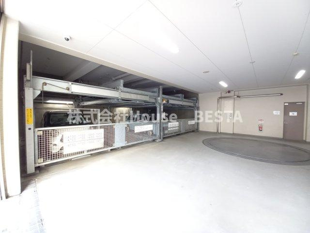 KAISEI神戸海岸通第2の駐車場