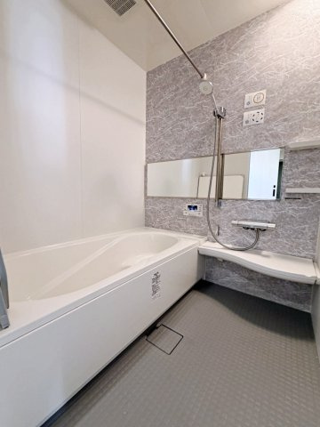 横須賀市津久井一丁目戸建の浴室