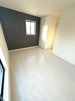 【寝室】 | Terrechez豊中市清風荘1期　3号棟 | ご夫婦の寝室にもオススメ、6.5帖の洋室！落ち着いた内装仕様でどこよりもリラックスできる空間に。