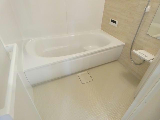 UPE（ウペ）の浴室