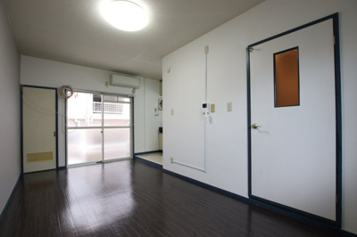 【洋室】 | RIZEONE富田林レジデンスⅠ