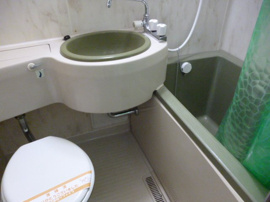 日々の疲れを癒すお風呂付です