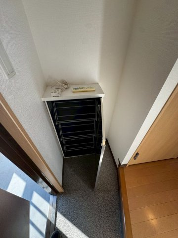 明るい玄関です