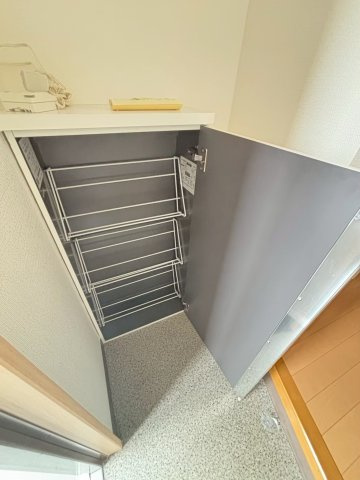 毎日通る玄関はこちらです