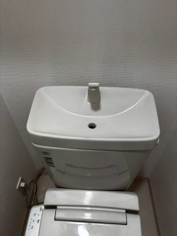 ゆったりとした空間のトイレです