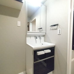 【独立洗面台】