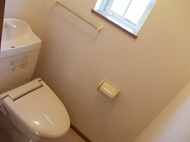 コンパクトで使いやすいトイレです