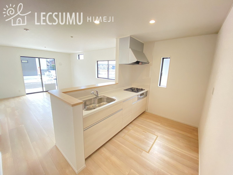姫路市飾磨区妻鹿第1/新築戸建のキッチン|同社施工例